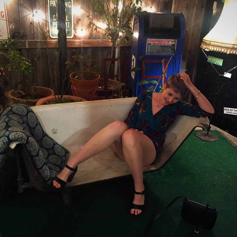 Meet your Posher, Elizabeth